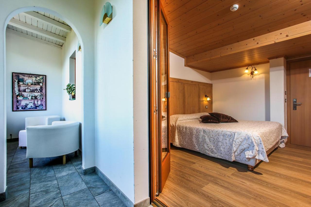 Albergo Adele Bormio Exterior photo